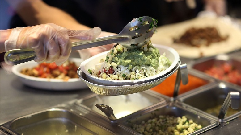 chipotle bowl construction