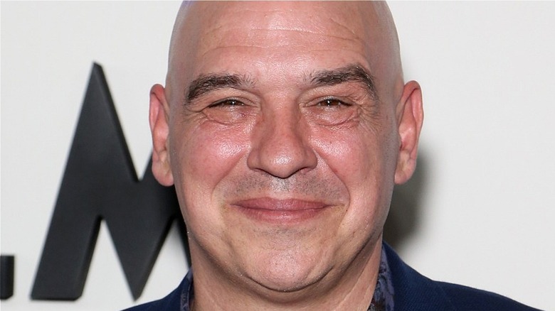 michael symon headshot