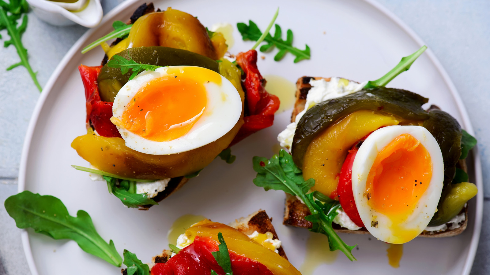 The Simple Mistake You're Making That's Ruining Your Soft-Boiled Eggs