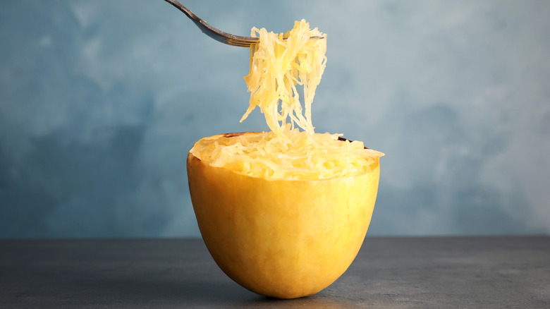 spaghetti squash cut