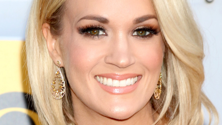 Carrie Underwood smiling