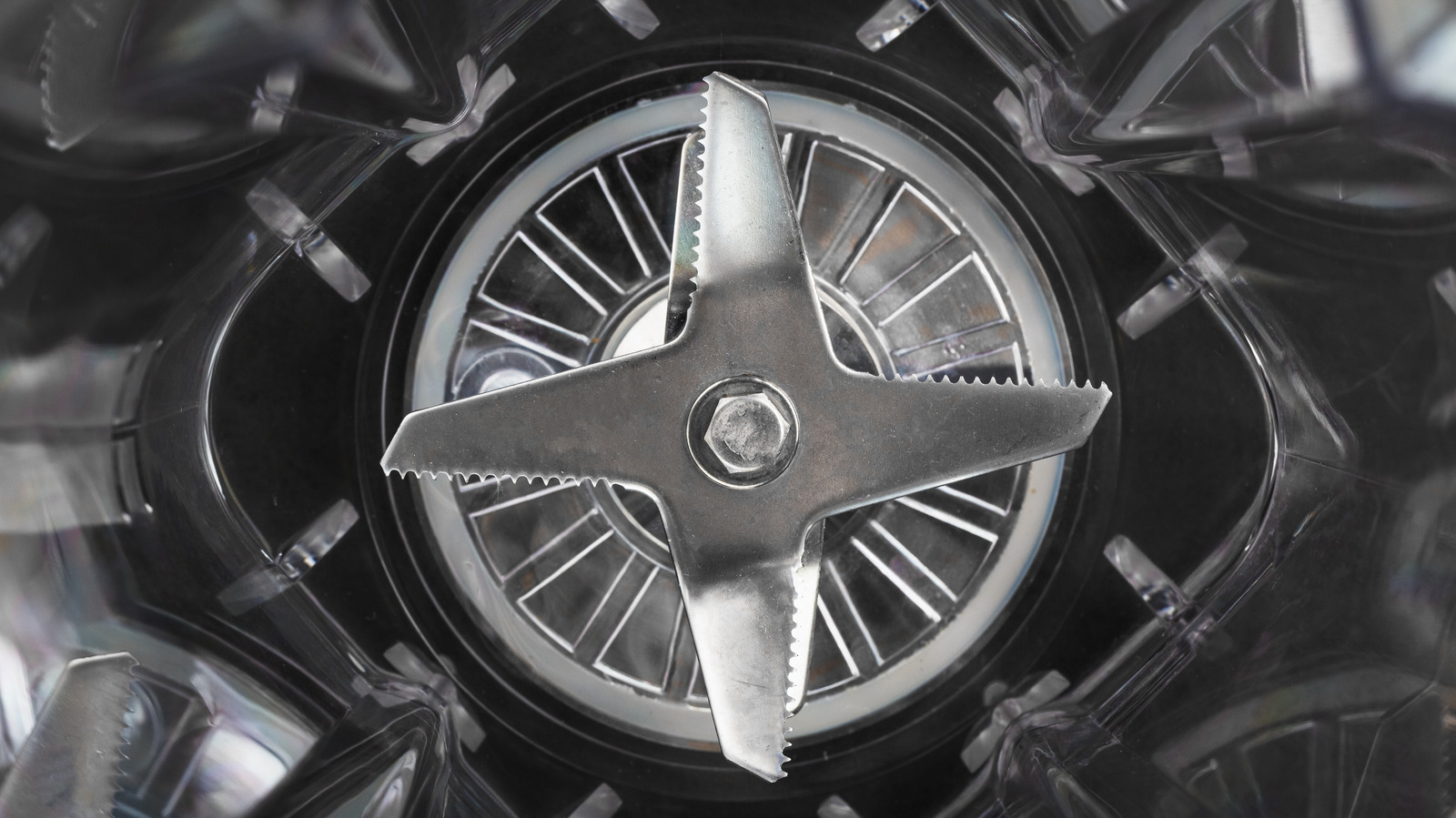 The Spice You Should Never Put Inside Your Blender