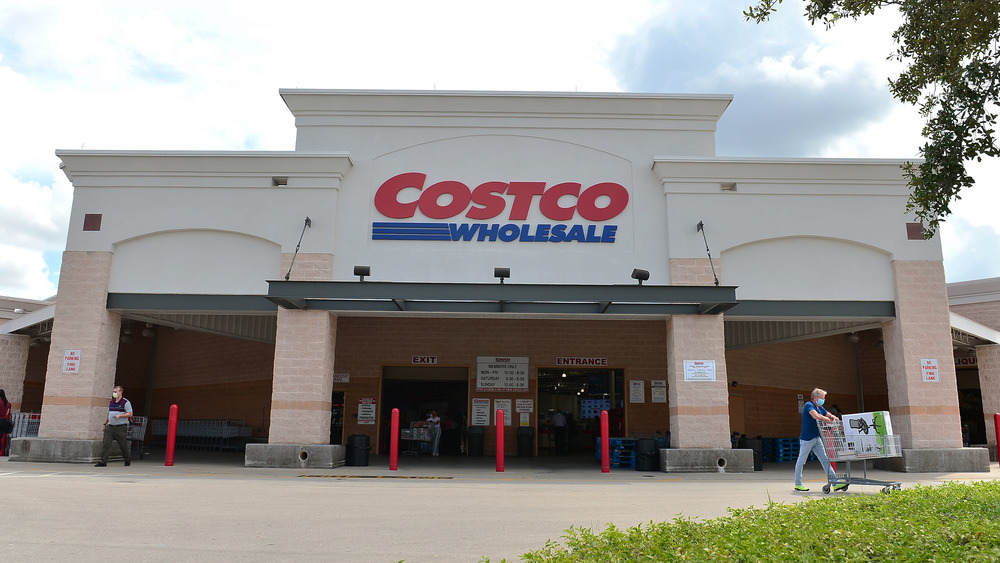 Costco storefront