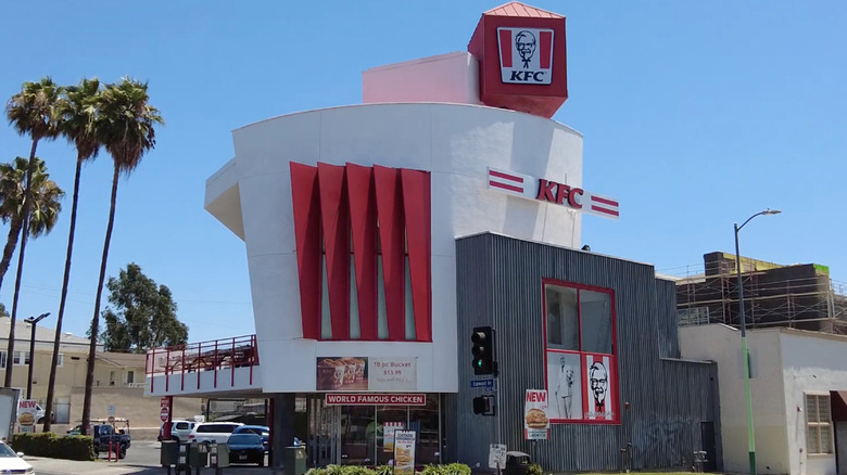 Bucket-shaped KFC