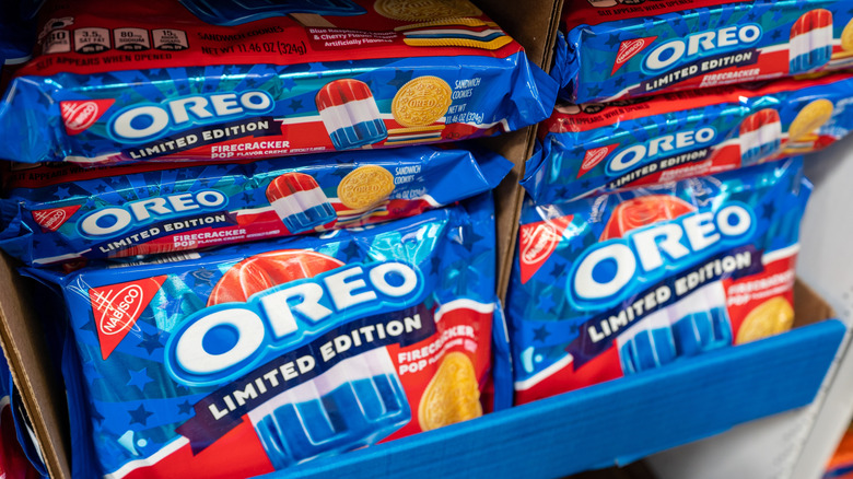 limited edition Firecracker Pop Oreos