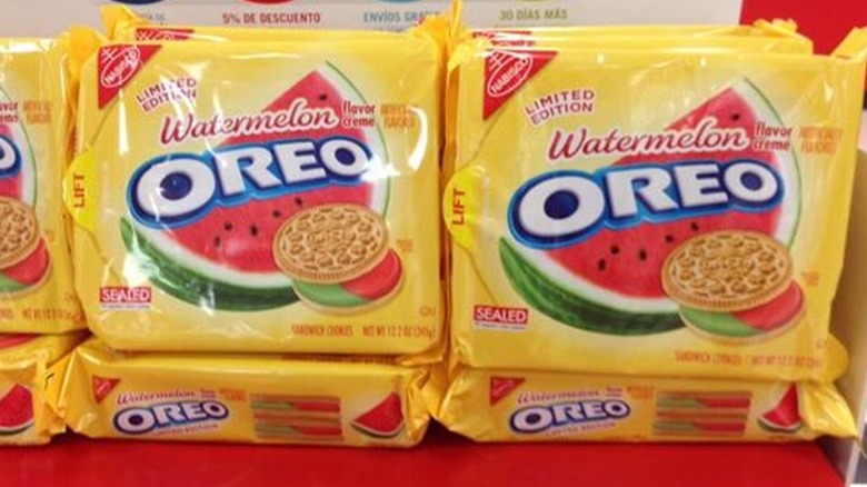 store display of watermelon Oreos