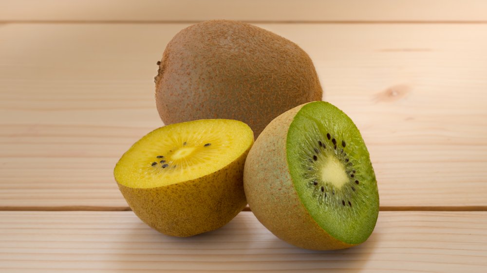 gold and green kiwifruit