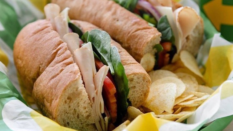 Subway oven roasted turkey sub