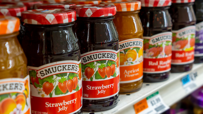 smucker's jam on shelf