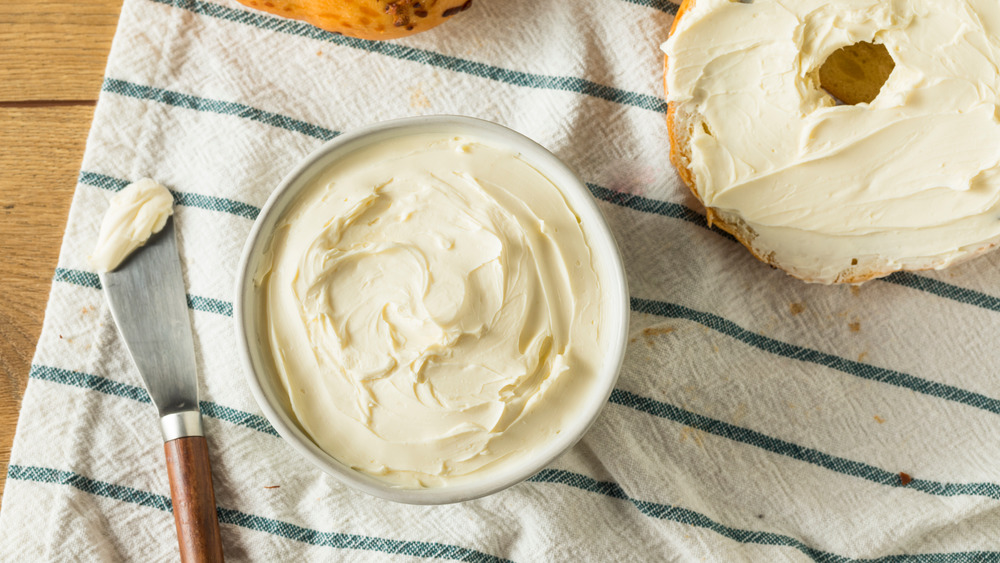 Bagel with cream cheese