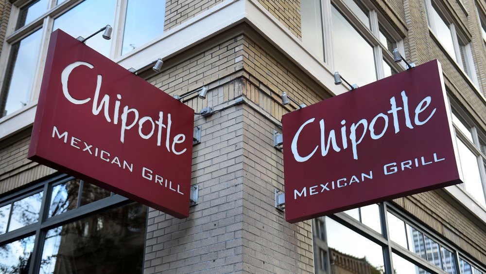 Chipotle restaurant sign