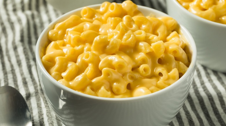 bowl of mac and cheese