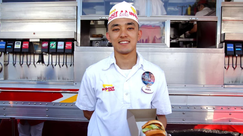 In-N-Out employee