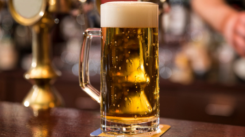 A glass beer mug