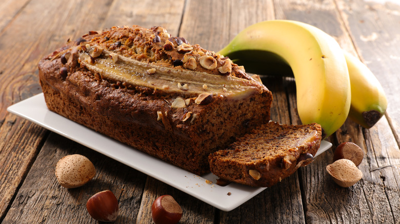 Banana bread next to a banana