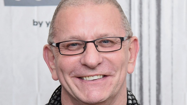 Robert Irvine smiling