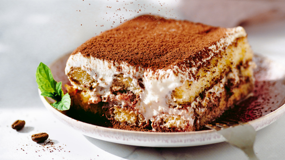 tiramisu with sprinkle of cocoa