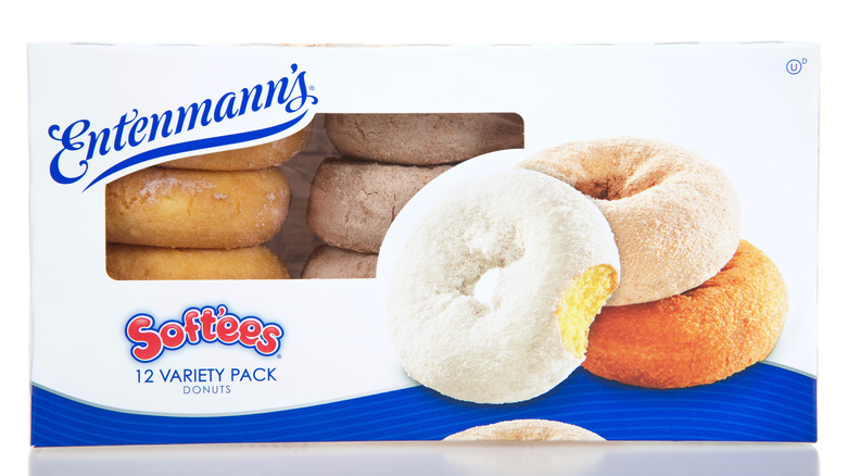 A box of Entenmann's powdered donuts