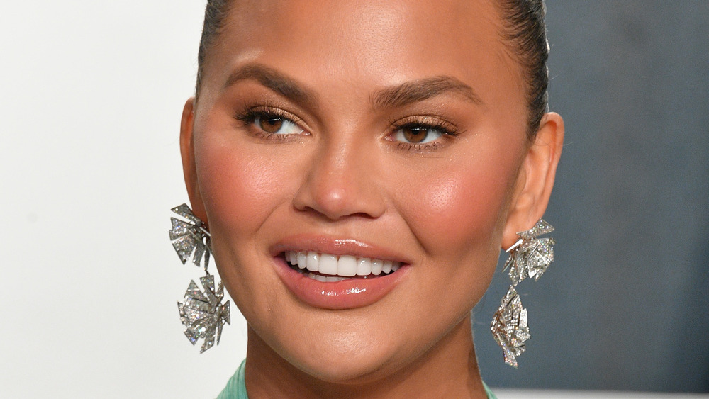 A close-up shot of actress  Chrissy Teigen