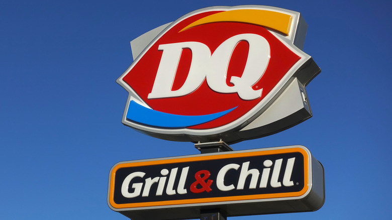 Dairy Queen sign