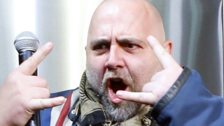 Duff Goldman making devil horns