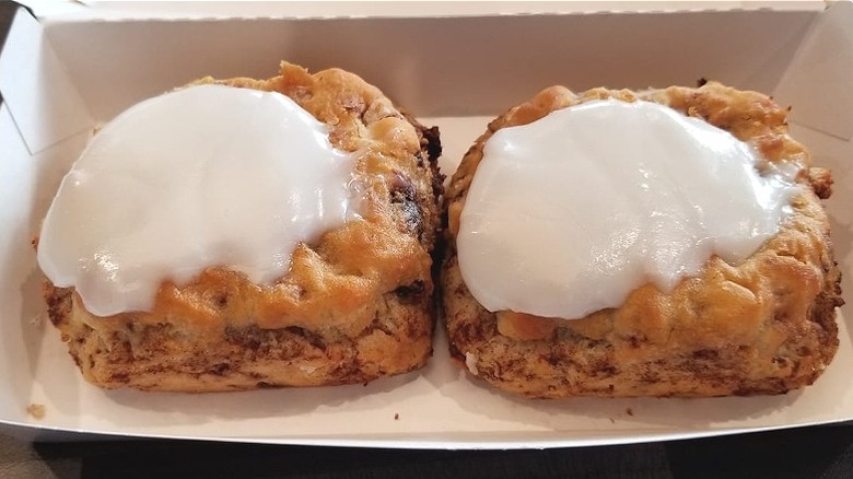 Cinnamon raisian Hardee's biscuits