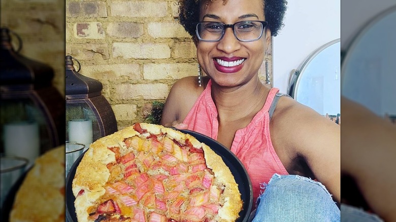 Chef Keesha O'Galdez with a pie