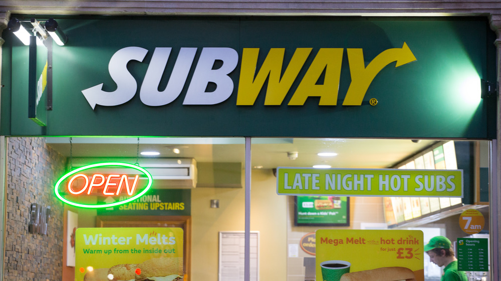 The exterior of a Subway location.