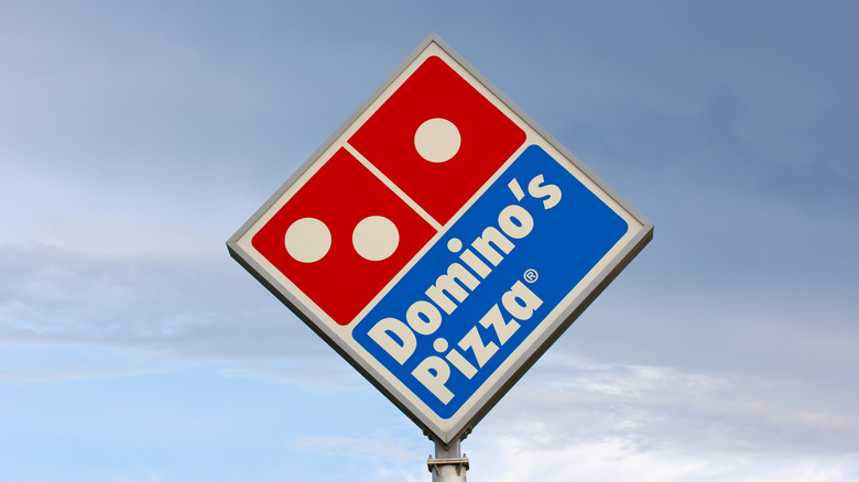 Domino's pizza restaurant sign