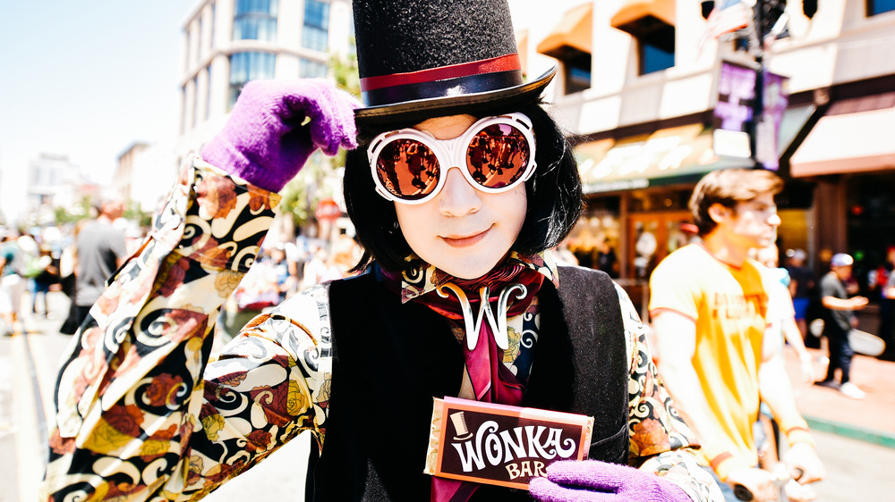 willy wonka character and chocolate 