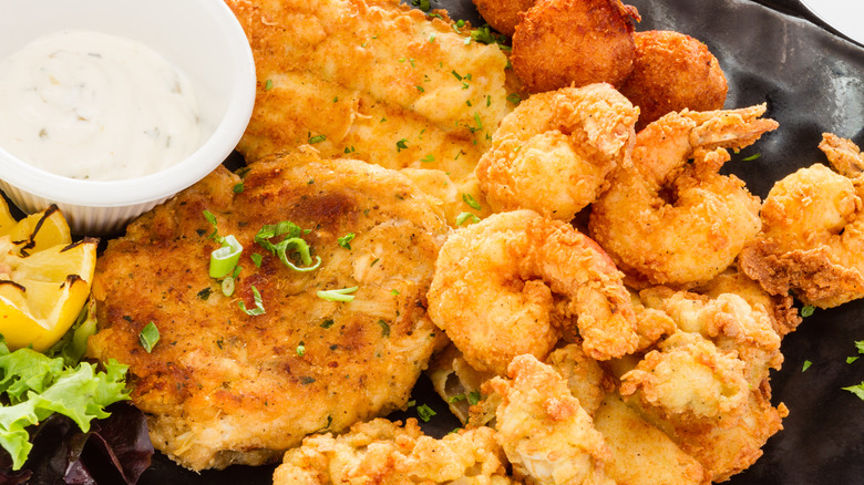 Fried seafood platter