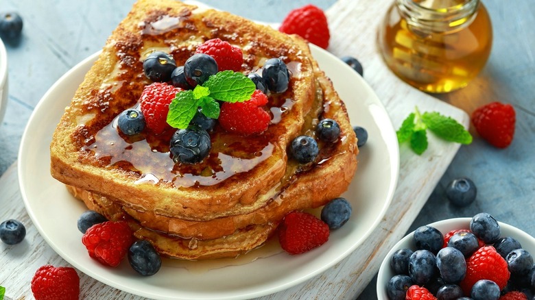 French toast with berries and maple syrup