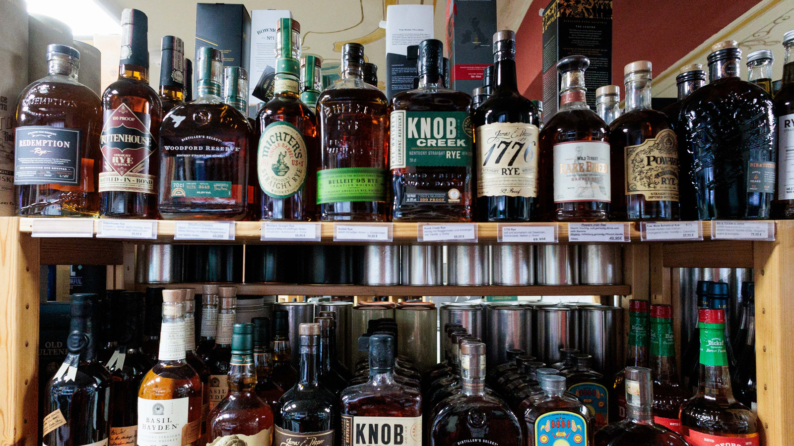 The Types Of Bottles That Raise Red Flags For Bourbon Experts