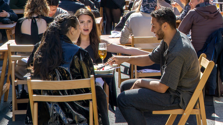 Outdoor dining in London