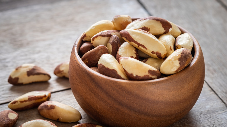 Brazil nuts in a bowl