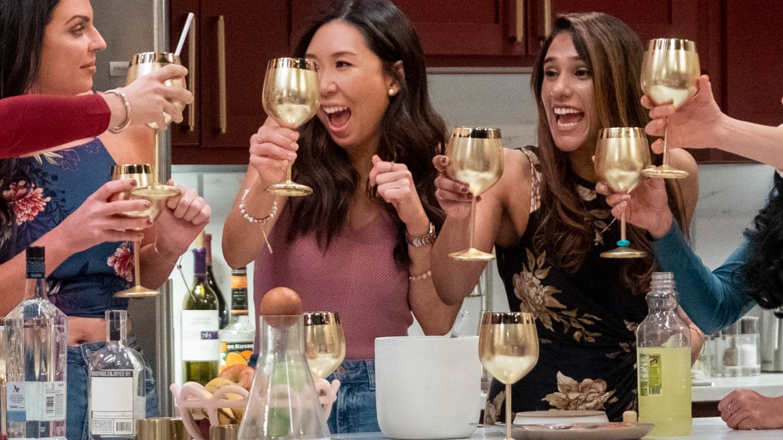 The Ultimatum Made A Major Change To Those Love Is Blind Wine Glasses