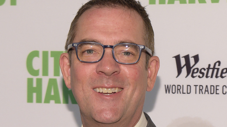 Ted Allen smiling at event