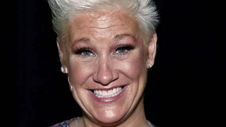  Anne Burrell close-up