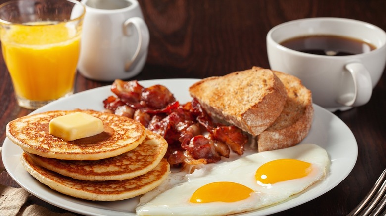 breakfast foods on plate