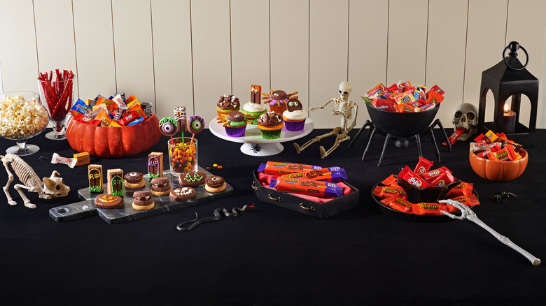 hershey's halloween treats on a table