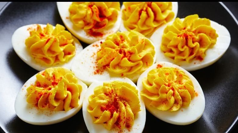 deviled eggs plate