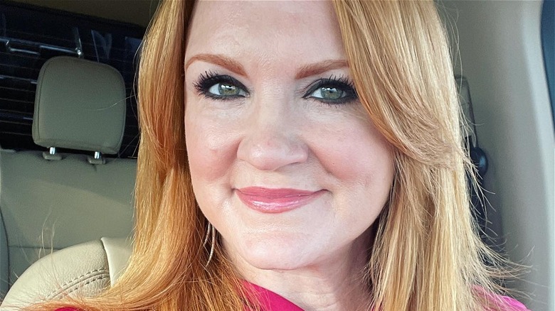 Ree Drummond smiling in car selfie