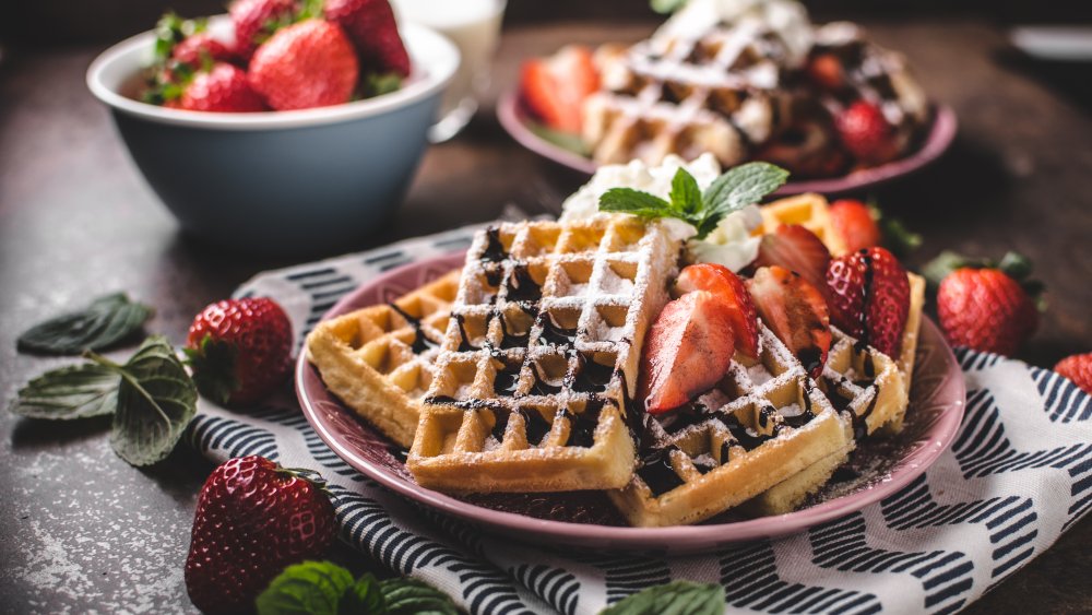 https://www.mashed.com/img/gallery/the-unexpected-ingredient-that-will-change-your-waffles-forever/intro-1595347948.jpg