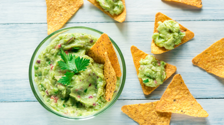 guacamole and tortilla chips