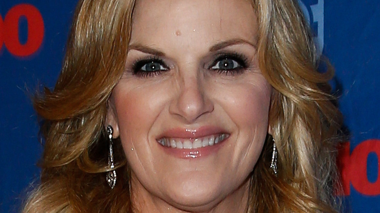 Close up of Trisha Yearwood