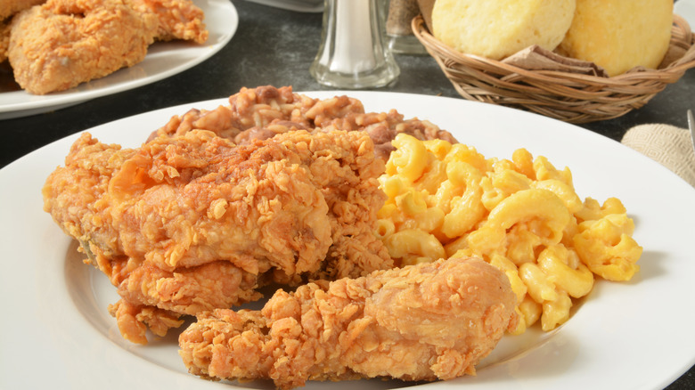 Fried chicken plate