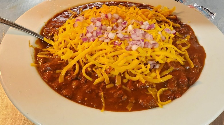 bowl of Texas Roadhouse chili