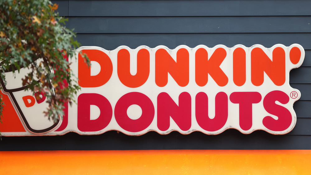Dunkin' Donuts exterior sign