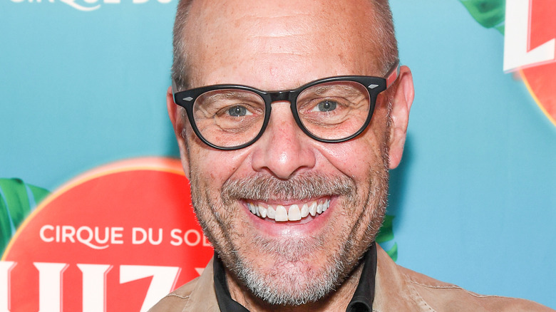 Alton Brown Headshot