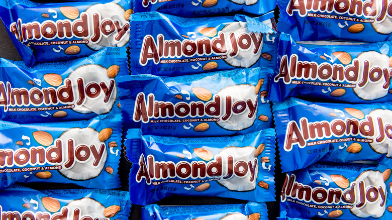 almond joy candy bars
